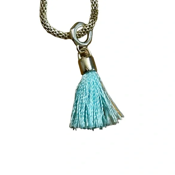 Kendra Scott Gold Hailey Necklace in Aqua Howlit - Picture 7 of 12